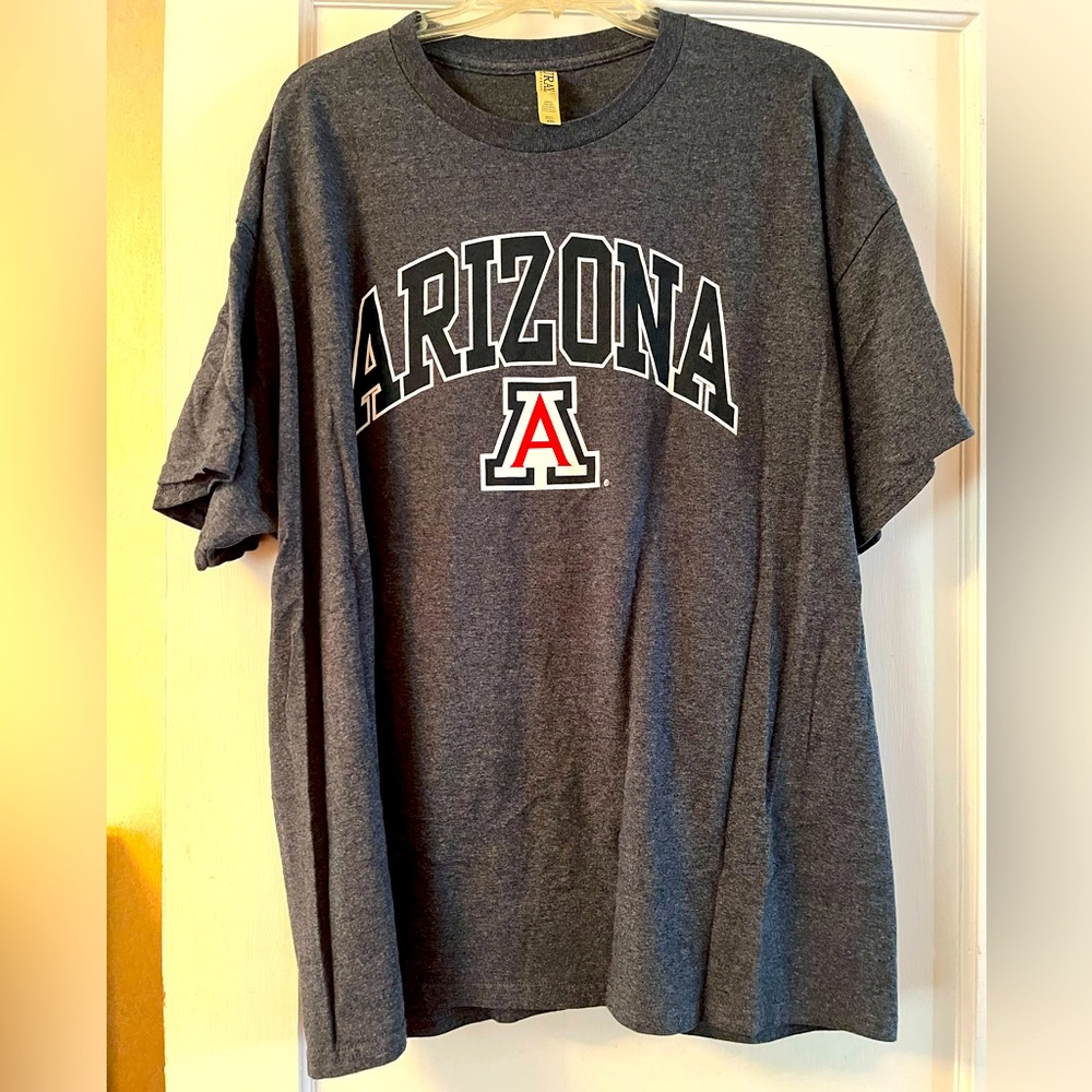 University of Arizona Gray T-Shirt Size XXL